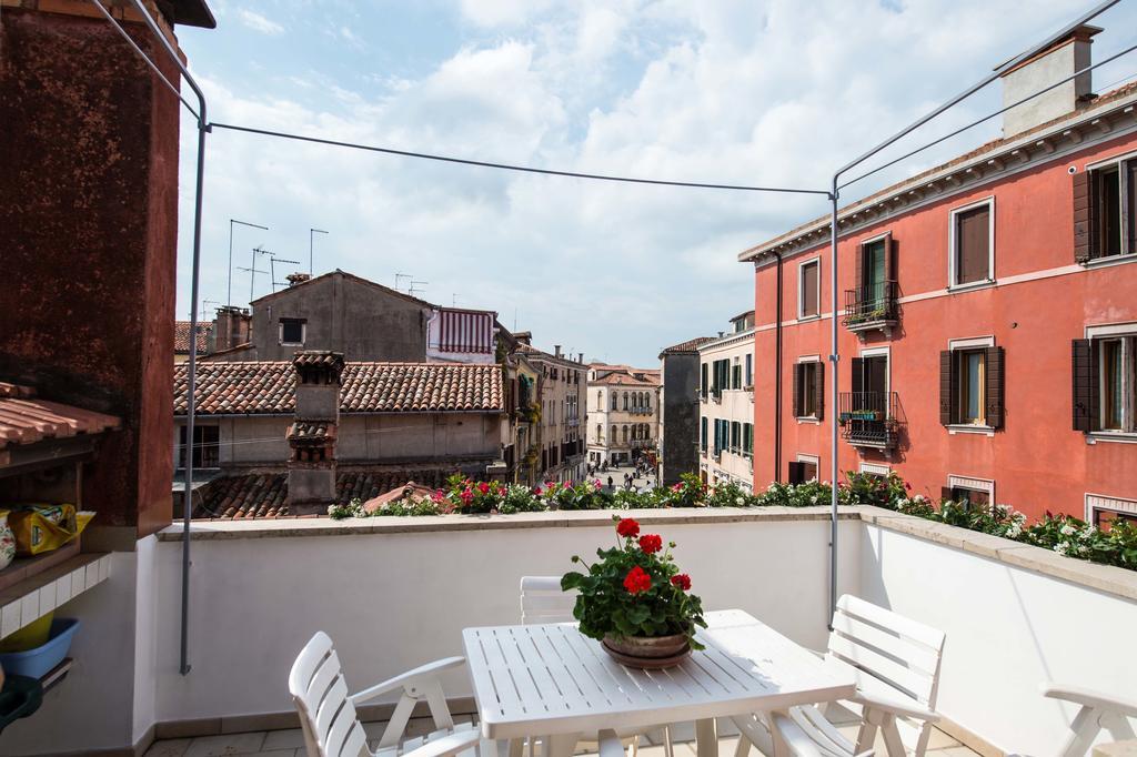 Savoia & Jolanda Apartments 2 Venice Bilik gambar