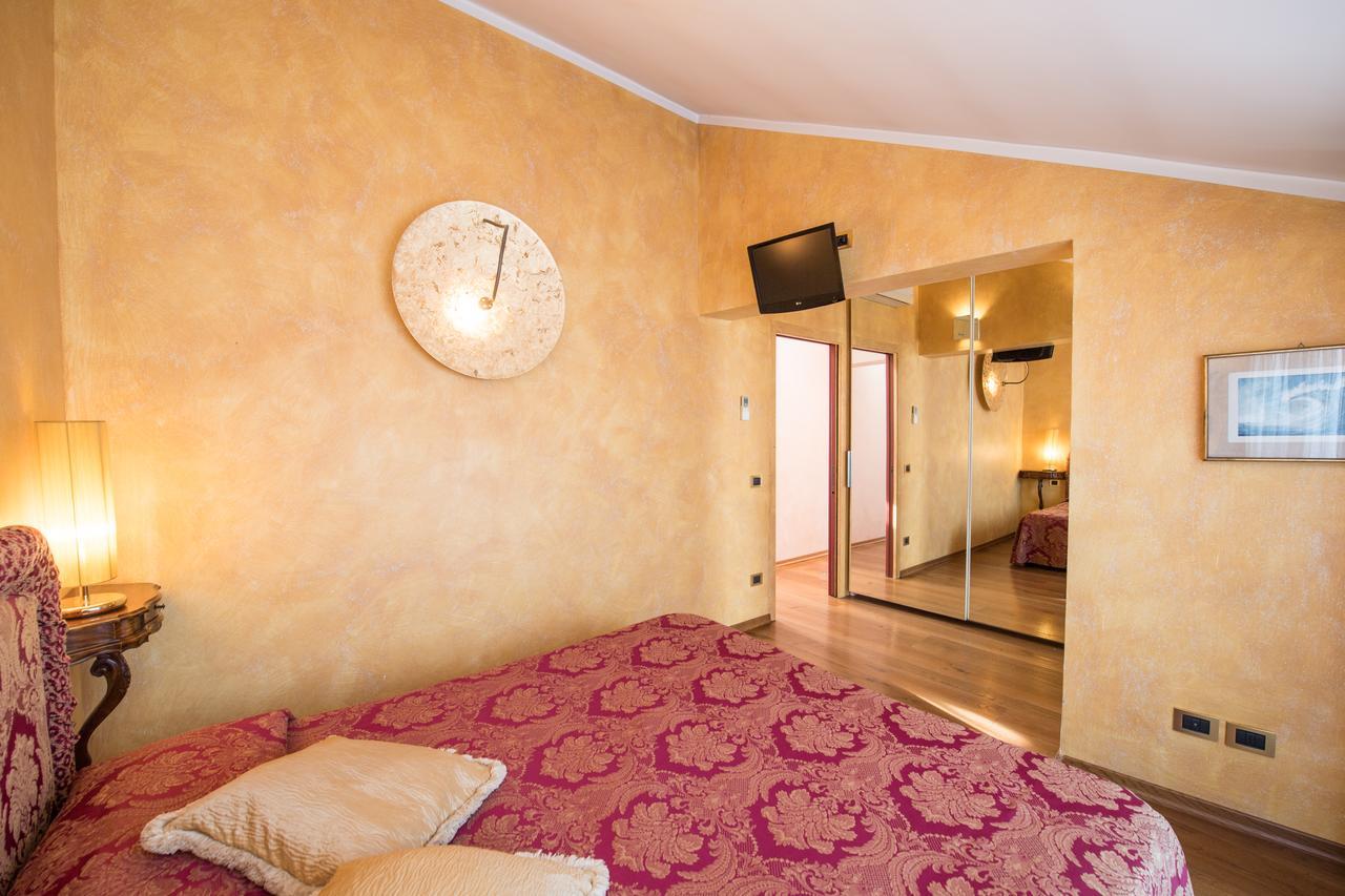 Savoia & Jolanda Apartments 2 Venice Luaran gambar
