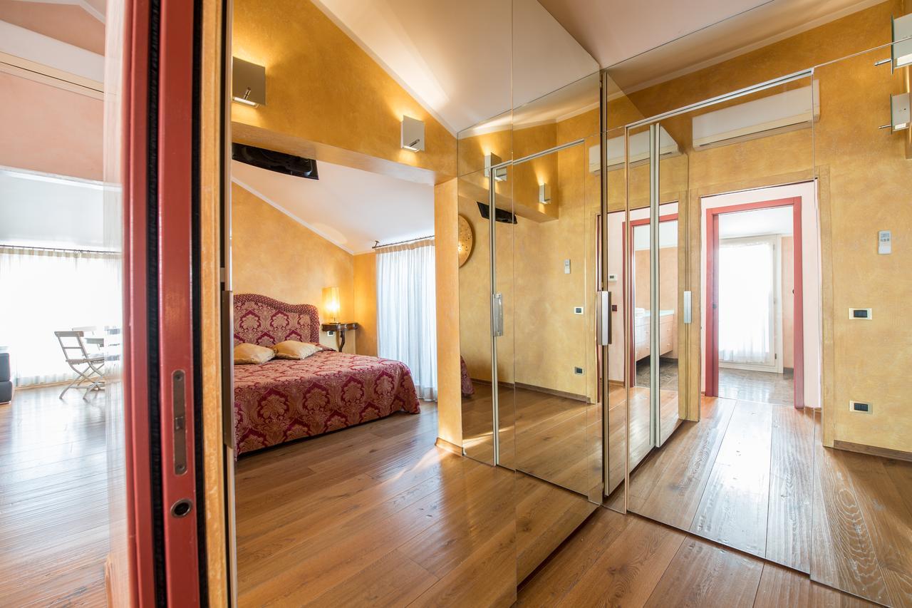 Savoia & Jolanda Apartments 2 Venice Luaran gambar